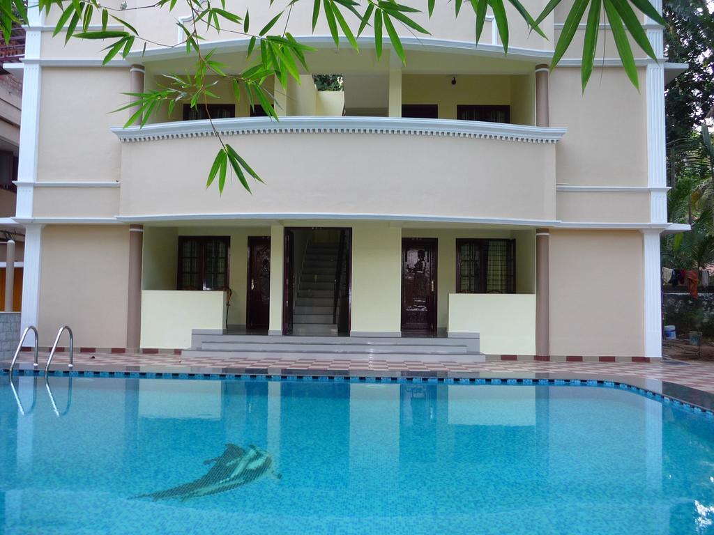 Ganesh Ayurveda Holiday Home Bed And Breakfast Kovalam Eksteriør billede