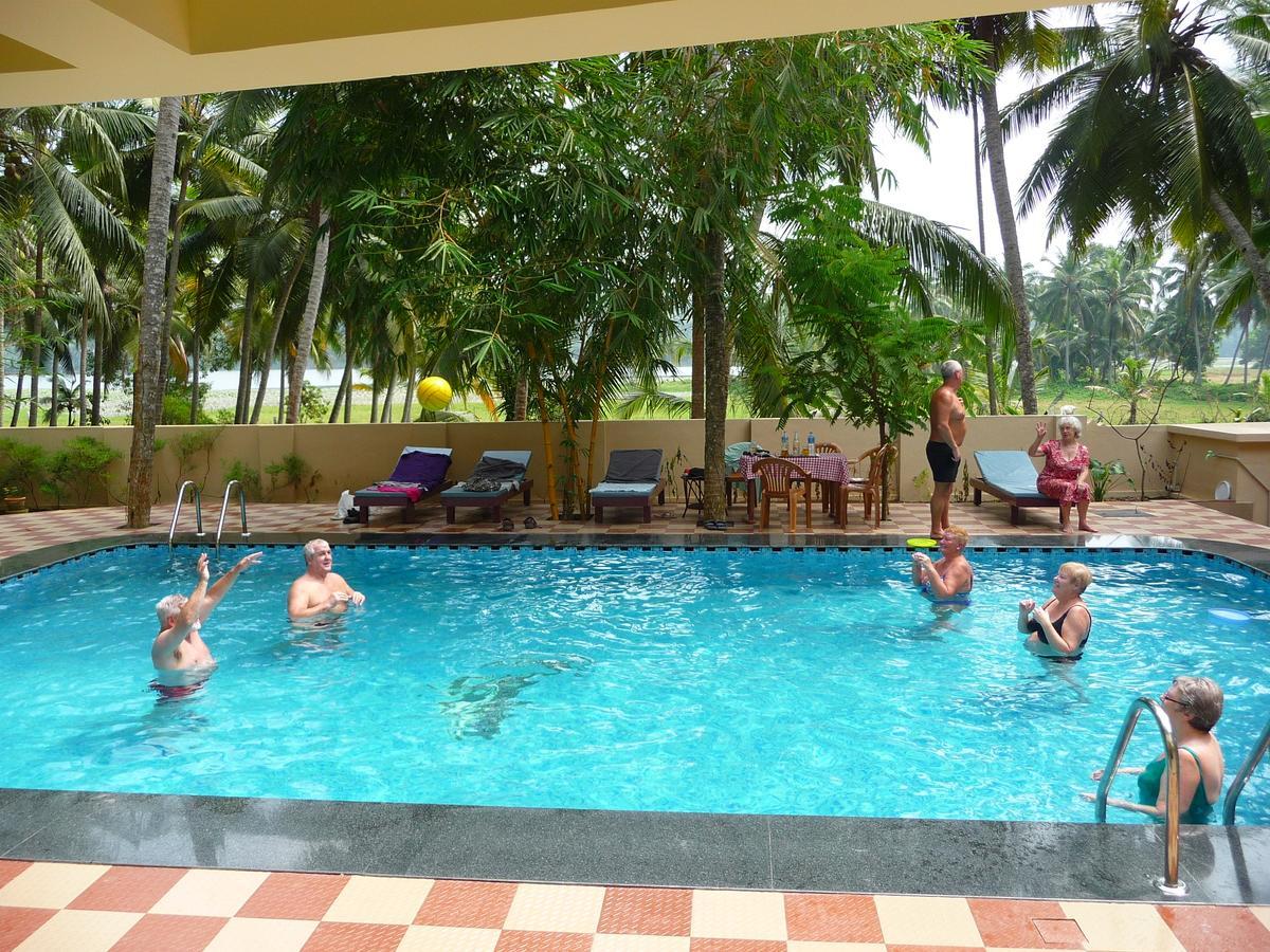 Ganesh Ayurveda Holiday Home Bed And Breakfast Kovalam Eksteriør billede